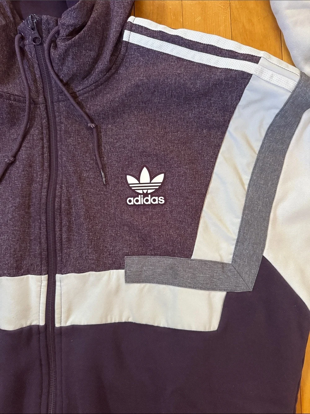 adidas Men’s Hooded Zip up logo hoodie - heather Purple & cream men’s L